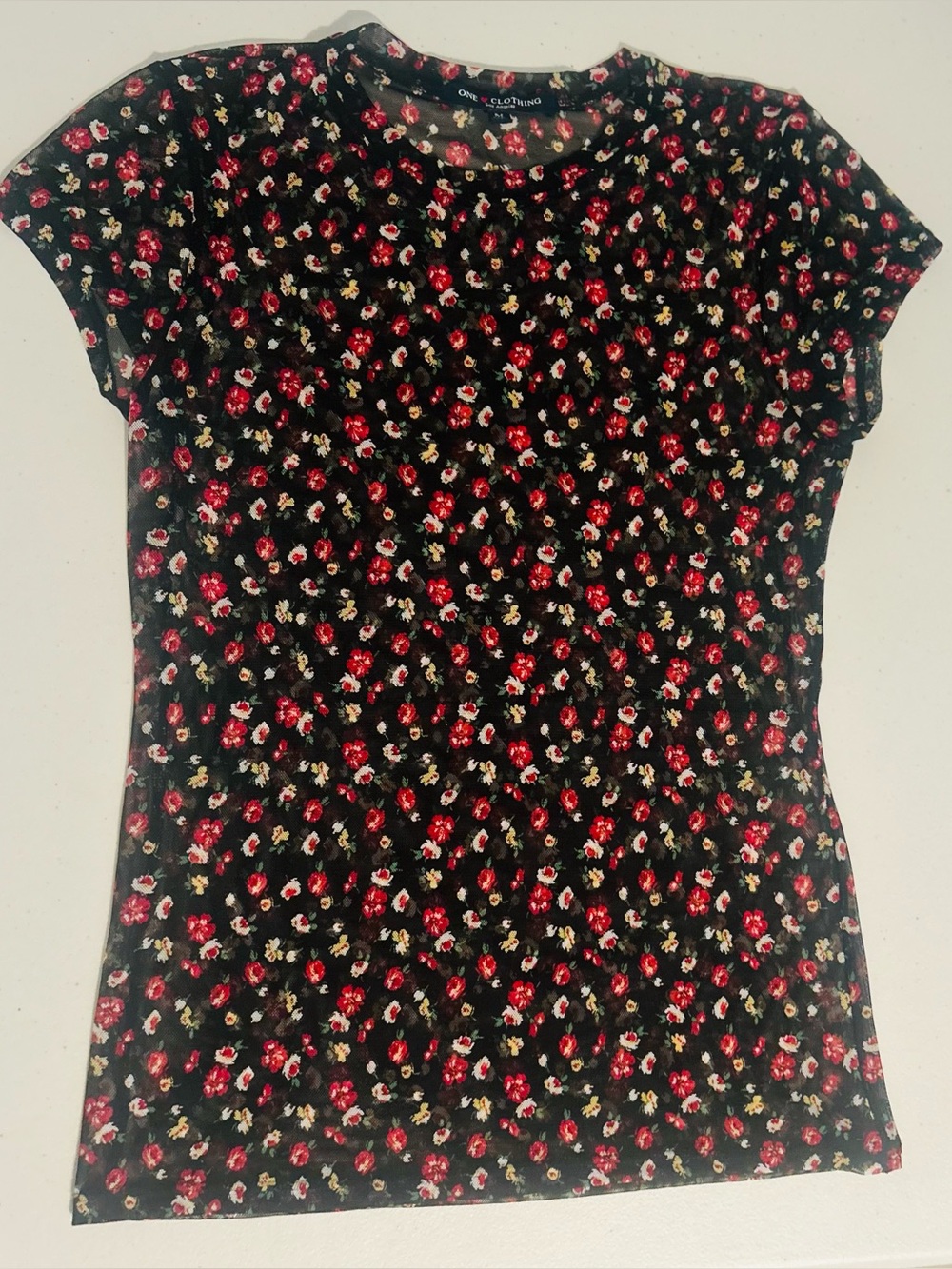 One Clothing Black Red Y2K Floral Mesh Sheer Top Ruffle Scoop Neck Cap Sleeve M